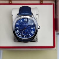 ساعة كارتير جلد بطارية على حركة اليد مع كامل المحل...