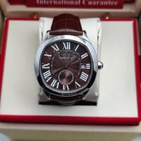 ساعة كارتير جلد بطارية على حركة اليد مع كامل المحل...