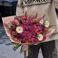 بوكيه ورد طبيعي فاخر (توليب وجربيرا وبيبي روز) - أ...