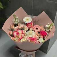 بوكية ورد جوري مع بيبي روز هولندي