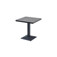 طاولة كافيه مربعة مودرن بقاعدة معدنية