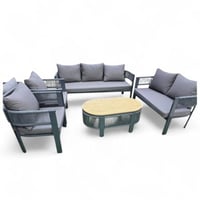 جلسة خارجية للحدائق