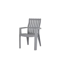 كرسي بلاستيك