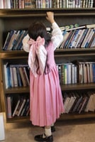 مريول بتصميم كوري