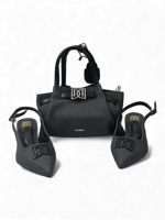 أسود (Black)