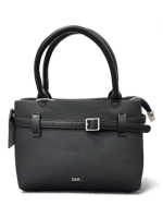 أسود (Black)