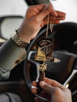 تعليقة سيارة بشعار نادي الاتحاد