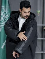 فروه رجالي شتوية بللون الاسود الملكي- متجر التميز