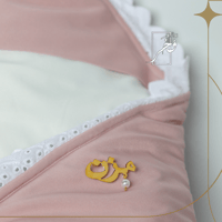 بروش الأسم مع الكرستال أو اللؤلؤ