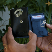 محفظة أنيقة مع الأسم المبطن - فضي