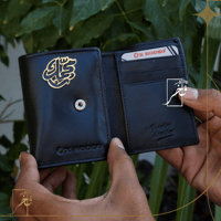 محفظة مع الأسم المبطن