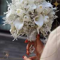 مسكة توليب وكالا أبيض