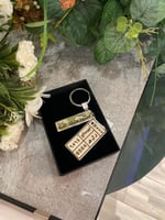 ميداليه لوحة سيارة