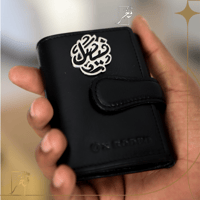 محفظة أنيقة مع الأسم المبطن - فضي