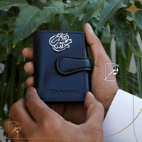 محفظة أنيقة مع الأسم المبطن - فضي