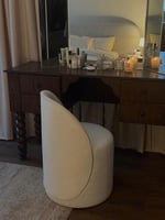 كرسي تسريحة بوكلية مودرن