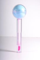 روج مع مرطب شفايف من لايف مي بيوتي