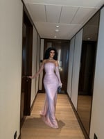 فستان ساره الفاخر بتصميم مميز وانيق من Mair Fashio...