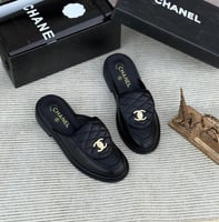 سليبر شانيل ماستر مع البوكس الماركه