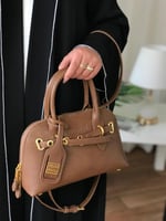 شنط ميو ميو