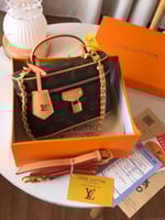 شنطة لويس فيتون