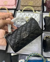 شنطه شانيل مطفي