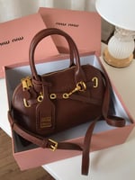 شنط ميو ميو