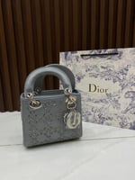 شنطه ديور رمادي هاي كوالتي