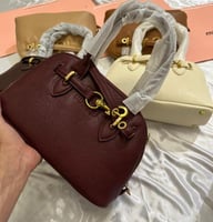 شنط ميوميو برغندي