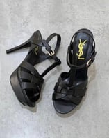 كعب سان لوران اسود مطفي ماستر