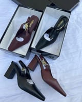 كعب فيرزاتشي مع الملحقات