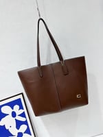 شنطه كوتش توت باق