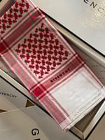 شماغ جيفنشي