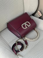 شنط فالنتينو