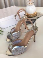 كعب جيمي شو دانتيل