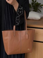 شنطه كوتش توت باق