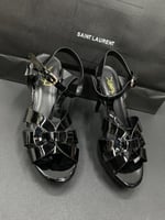 كعب سان لوران اسود لمعه