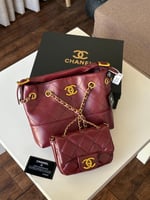 شنطه شانيل مع تعليقه