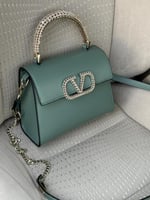 شنط فالنتينو