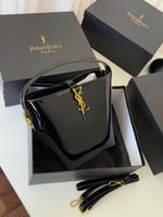 شنطه سان لوران لمعه