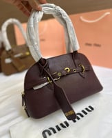 شنط ميو ميو