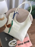 شنط ميو ميو