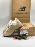 شوزات ميو ميو نيوبلانس