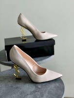 صندل كعب سان لوران