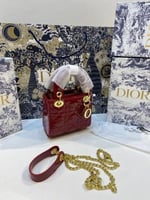 شنطه ليدي ديور حجم صغير