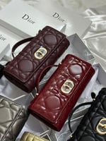 شنطه ديور مستطيل