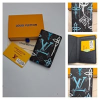 بوك لويس فيتون