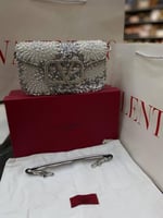 شنطة فالنتينو ماستر حجمين