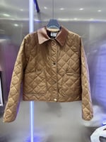 جاكيت برادا ثلاث الالوان