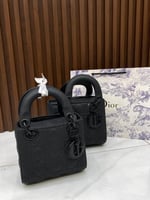 شنطه ديور اسود مطفي هاي كوالتي